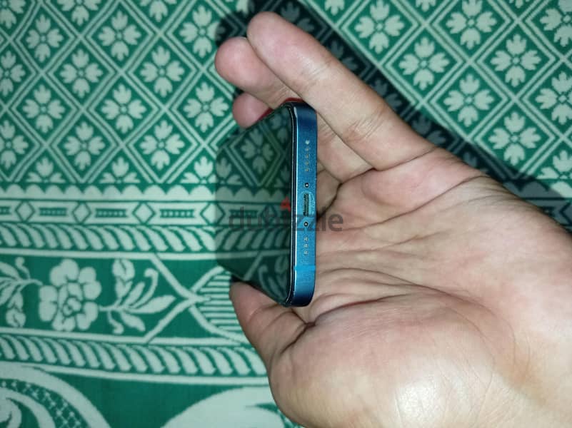 Apple - iPhone 13 3