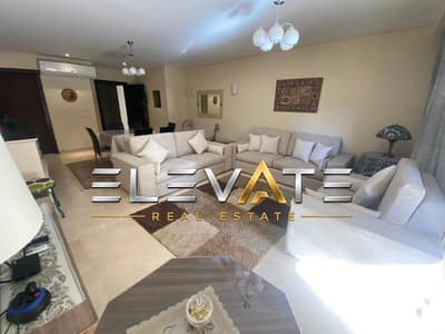 شقه بجاردن مساحه مميزه غرفتين و 2 ريسيبشن فرش مودرن في 90 avenue