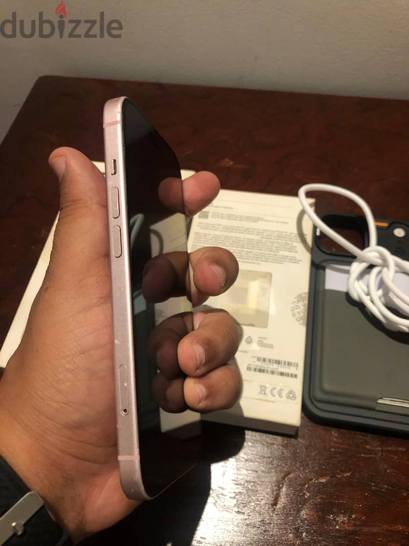 iPhone 15 2
