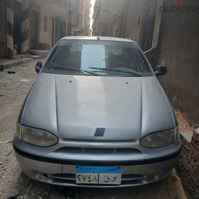 فيات سيينا 2002