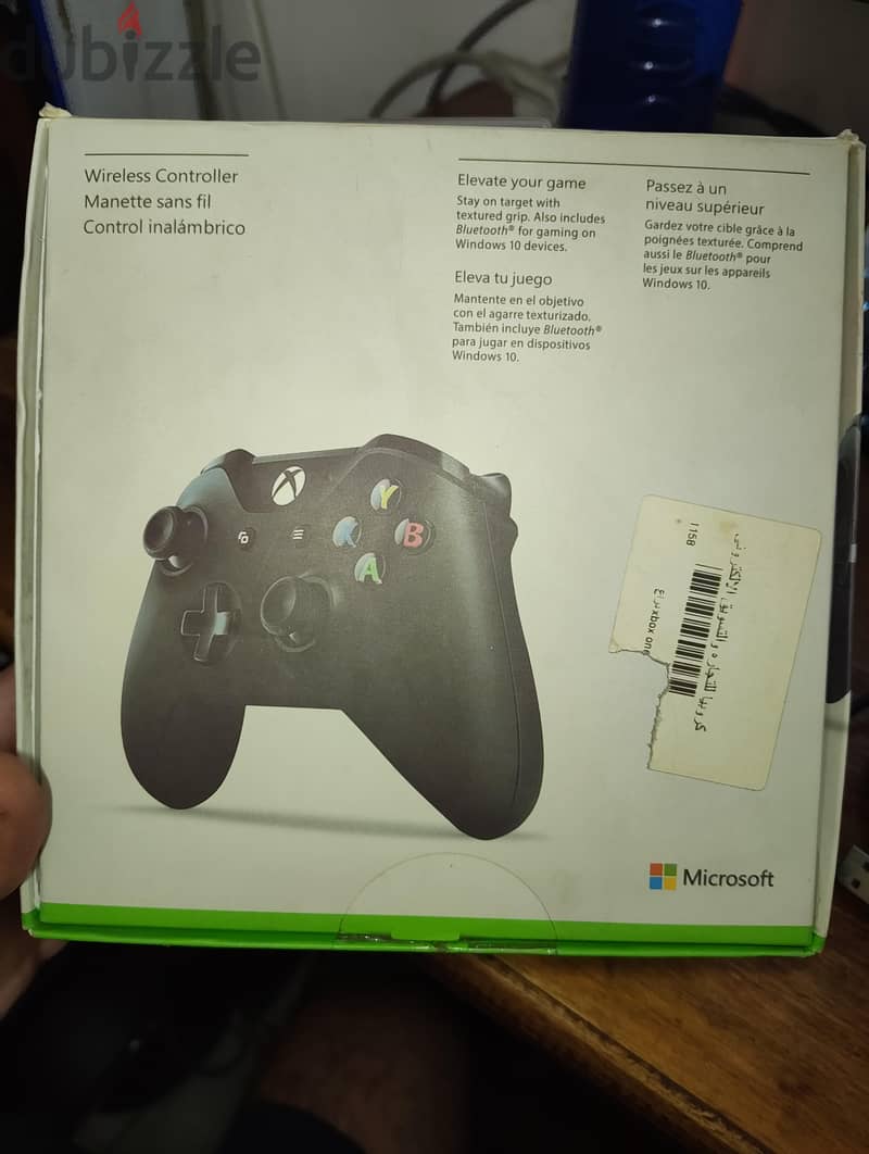 XBOX one S wireless controller 2