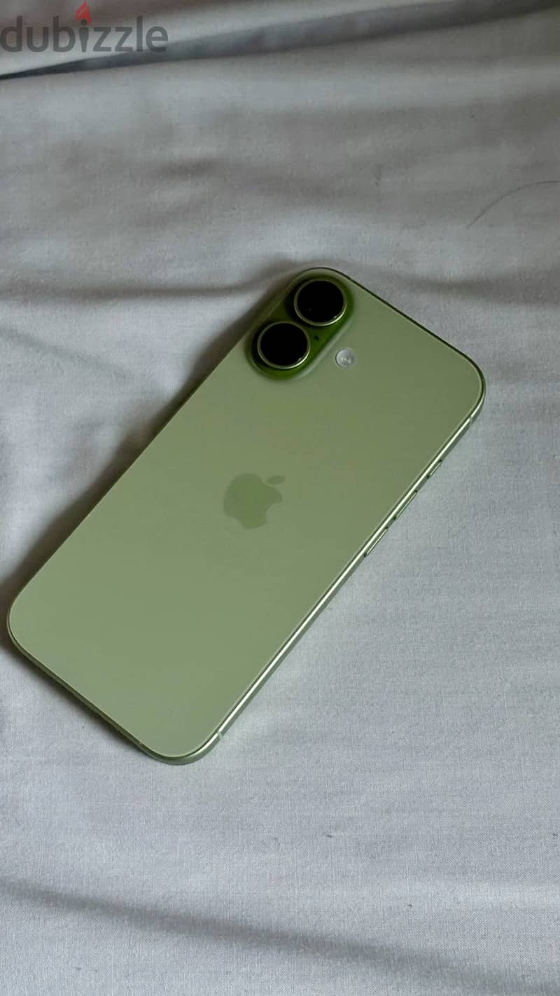 Apple - iPhone 17 Sage Green 2