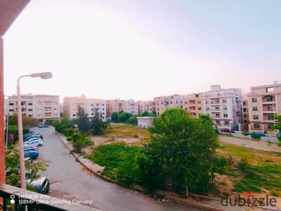 شقة ايجار في المستثمرين الجنوبية ، 160 متر ، فيو جاردن بحري صريح ،  تاني نمره من محور جمال عبدالناصر