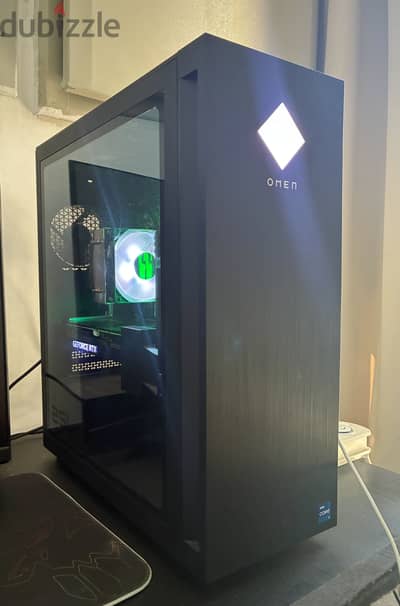 Omen hp 25L gaming desktop - like new