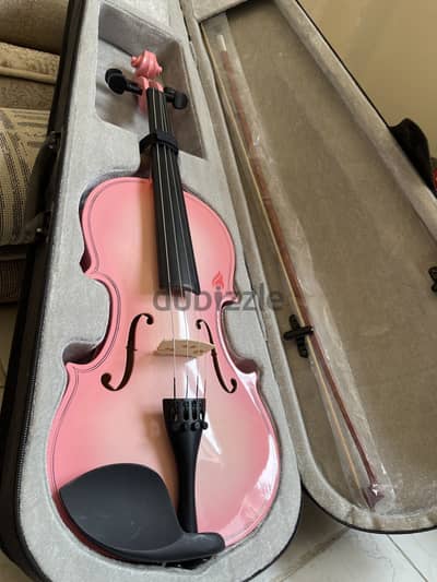 Pink violin كمانجة