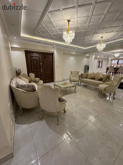 Clubs and services just steps away | Duplex for sale 330m with 110m garden directly from the owner in the eighth district