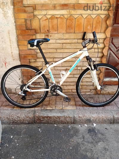 لسرعة البيع دراجة  Bianchi ايطالي الصنع استعمال خارج