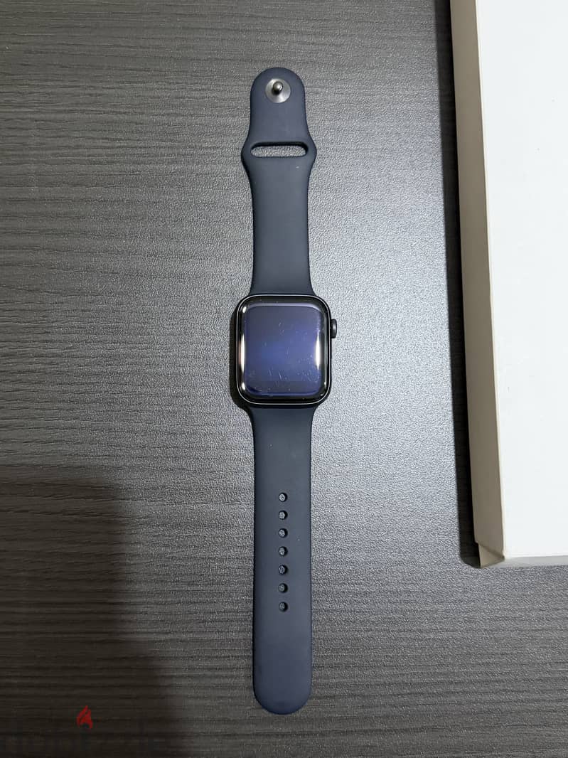 Apple Watch SE 1st Gen 44MM 2
