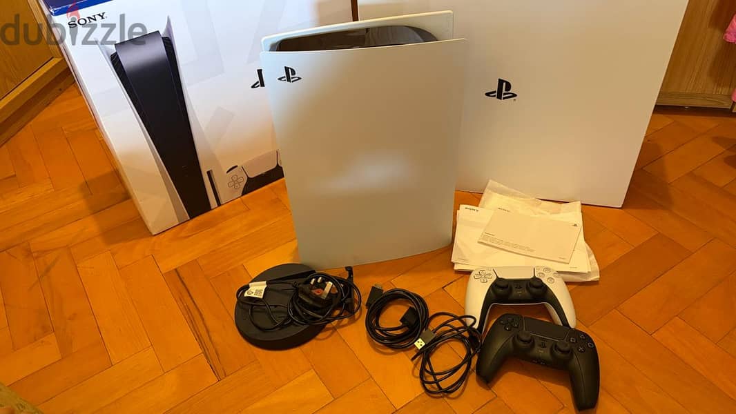 PlayStation 5 - PS5 4
