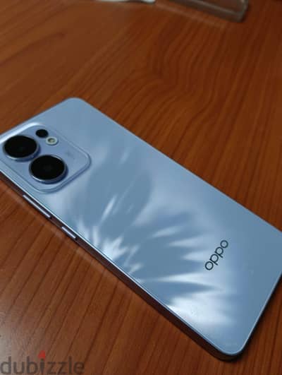 اوبو رينو 13f 5g الاصدار الاعلى 12 رام 5g اللون المميز