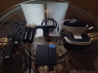 نظارة بلايستيشن VR للبيع كسر زيرو معاها جميع المشتملات