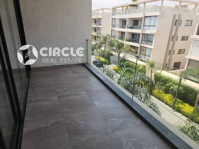 شقة فاخرة مميزة 144م بالدور الثالث بتشطيبات راقية للإيجار في كمبوند ليك فيو ريزيدنس القاهرة الجديدة