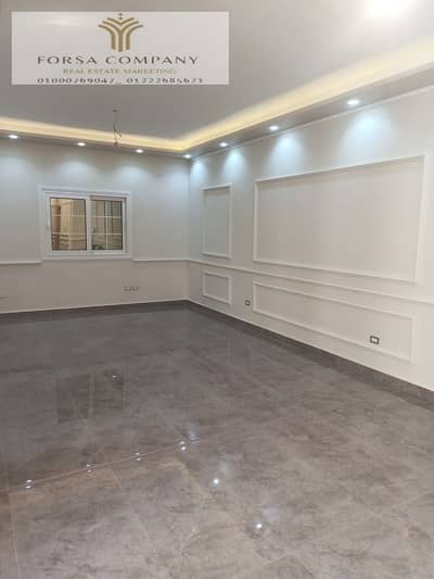 Code 2154 apartment for sale 330m Al-Mutawakkil the apartment has two entrances
