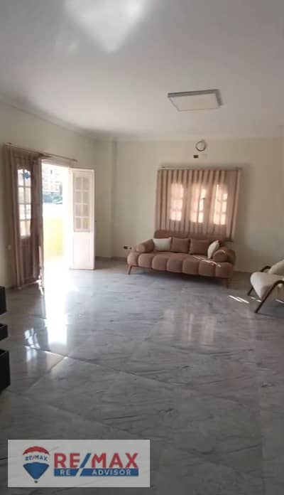 Unfurnished apartment for rent suitable for administrative use located on a main street facing Beverly Hills – District 16 – Sheikh Zayed