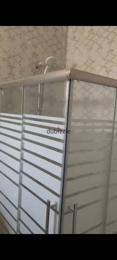 Apartment for rent in the third compound, super lux, new law in Sakan Misr, the third compound, South Hills, fifth floor, with 3 rooms, reception, kitchen, and bathroom. 7000 EGP required.