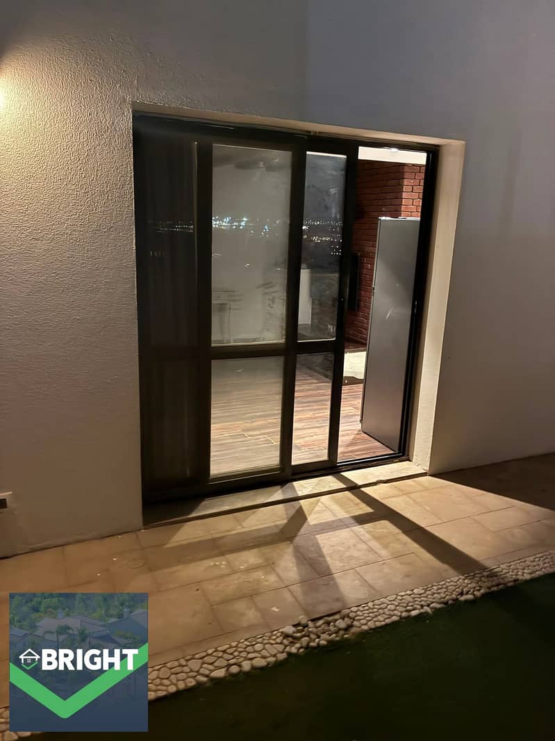 بنتهاوس بـ٣ غرف نوم في ايست تاون، صورة ١٣ من ١٥