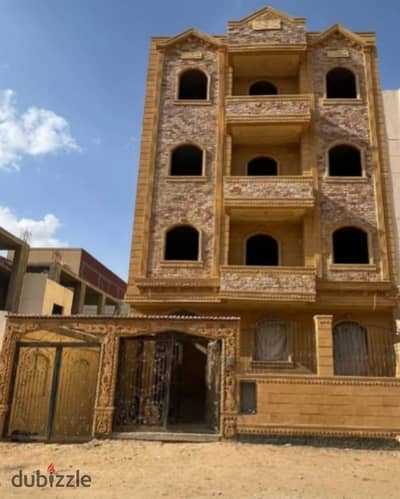 للبيع عماره كامله مدينة بدر