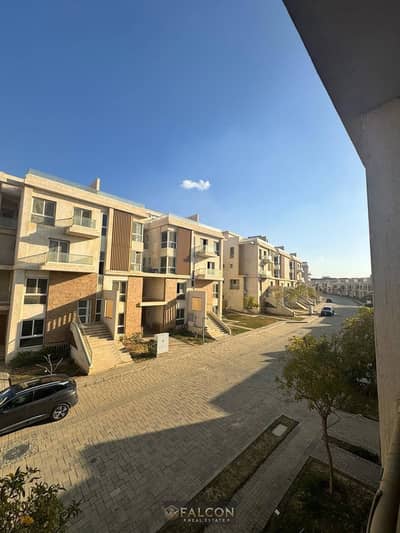 شقة 109م للبيع في سيتى جيت City Gate من شركه الديار القطرية diar qatari على طريق السويس فى التجمع الخامس 5 دقايق للجامعه الامريكيه