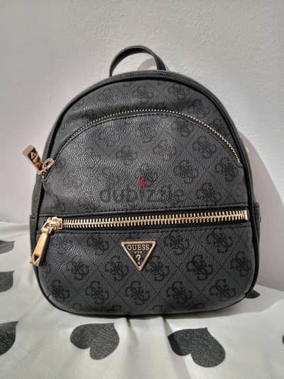 Guess Manhattan