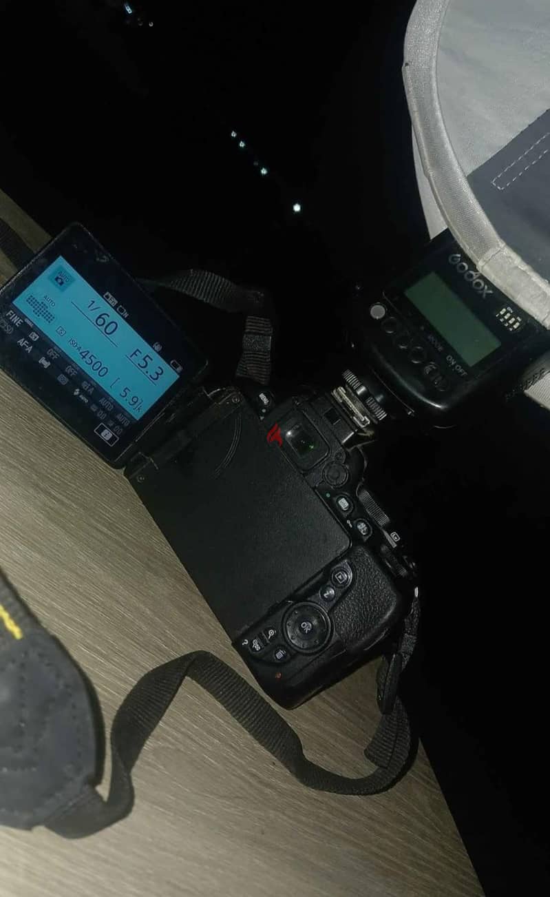 كاميرا نيكون D5600 2