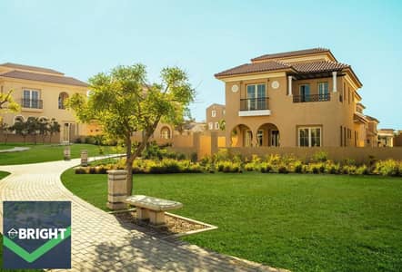 Best Deal! standalone villa 640m - 5bedrooms - prime location - ready to move - very low price in hyde park new cairo