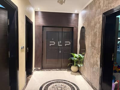 Townhouse available for ready to move fully finished to a high standard and furnished, at the lowest price in the Katameya Gardens compound, New