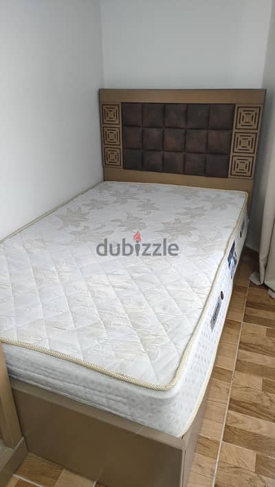 سرير فردي 120