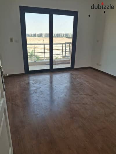 Apartment for sale in my city 140m Ultra Super Lux finishing ready for living, distinctive facade and view, 3 rooms and 2 bathrooms, fourth floor, 2 elevators, share in the land and private parking