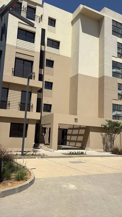 109m apartment for rent in Ouest compound