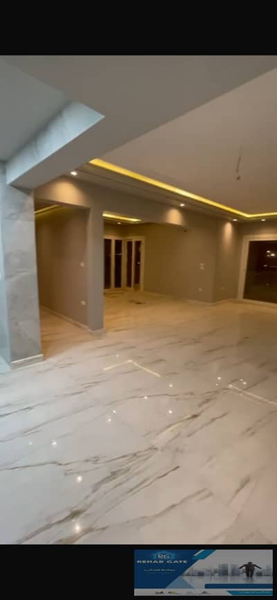 Apartment 190m in a prime location for sale in Mountain View iCity