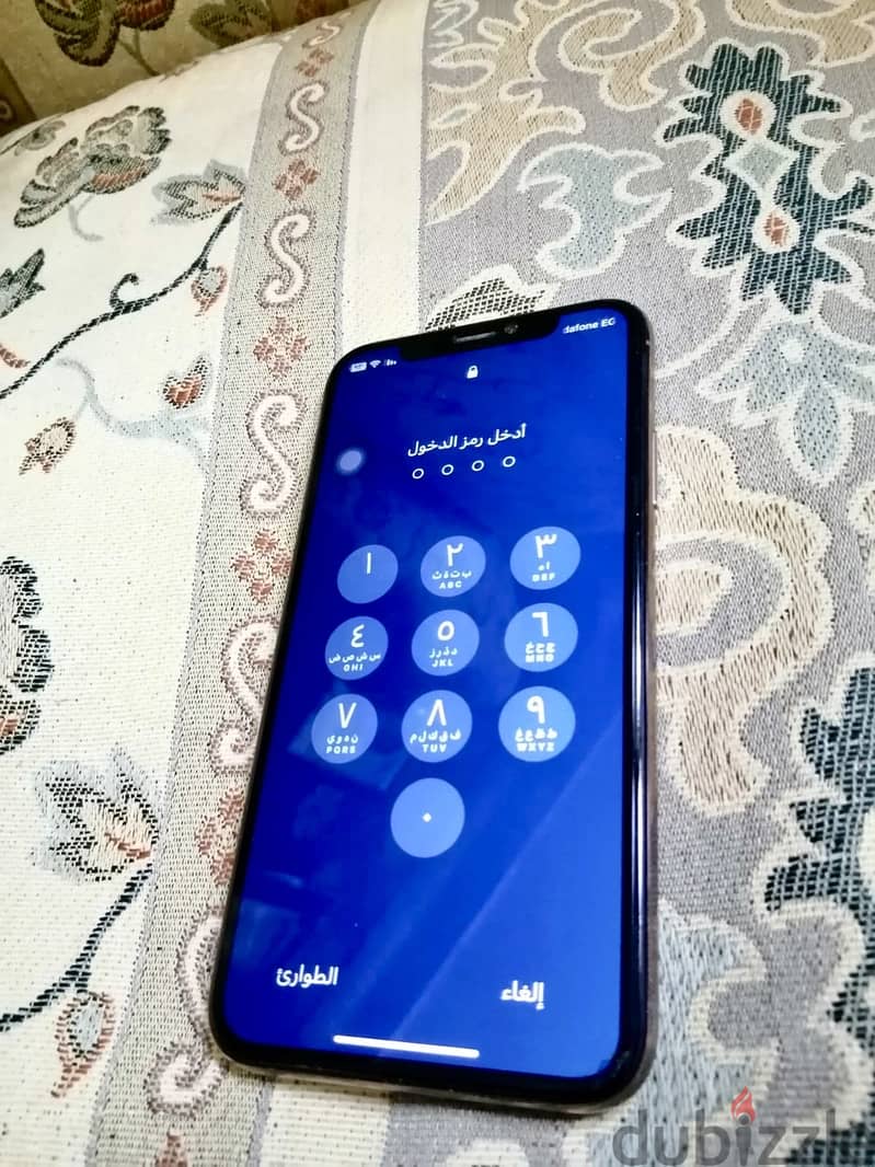 Apple - iPhone XS 1