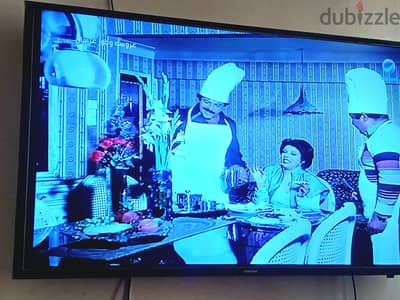 تلفزيون Samasung بجودة Full HD حجم 43 بوصة يعمل بكفاءة و بسعر اقتصادي