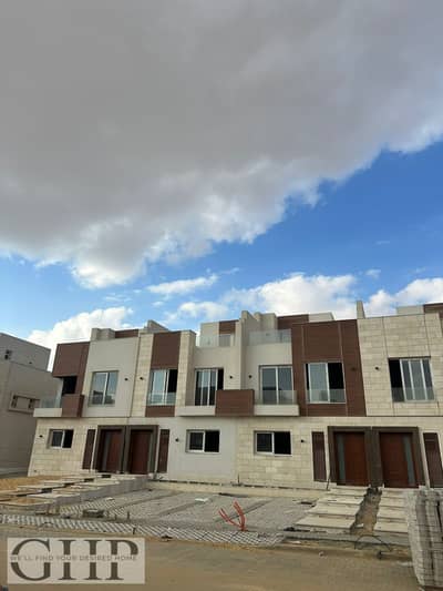 أزار 2 تاون هاوس 225 م للبيع Azzar 2