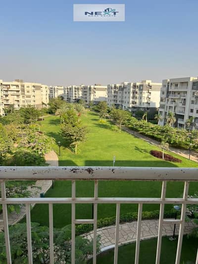 For rent in Madinaty, a new law apartment, 200 sq m, 4 rooms + 3 bathrooms, 4th floor, garden view, excellent condition, company finishing, one minute