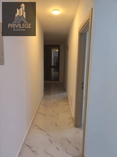 Apartment for rent in Rhiana Avenue Zahraa Maadi 80m Seventh floor two rooms and bathroom and kitchen super luxe