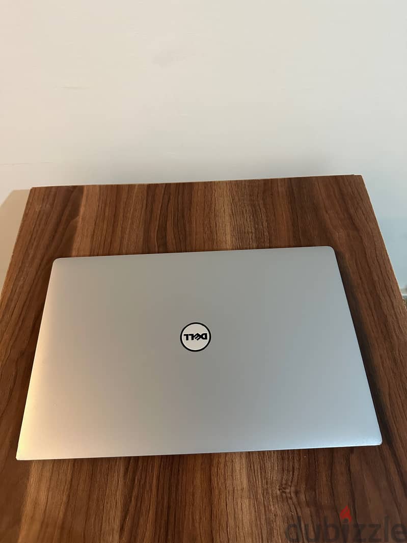 Laptop Dell Precision 5520 1