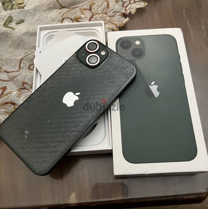 Apple - iPhone 13 8