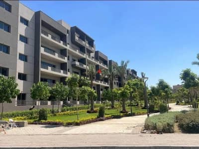 Last duplex finished delivery immediately in the heart of Sheraton - next to the airport