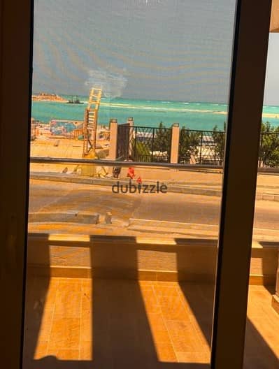 Looking for a villa for rent in Marina 5? This could be your perfect summer getaway.