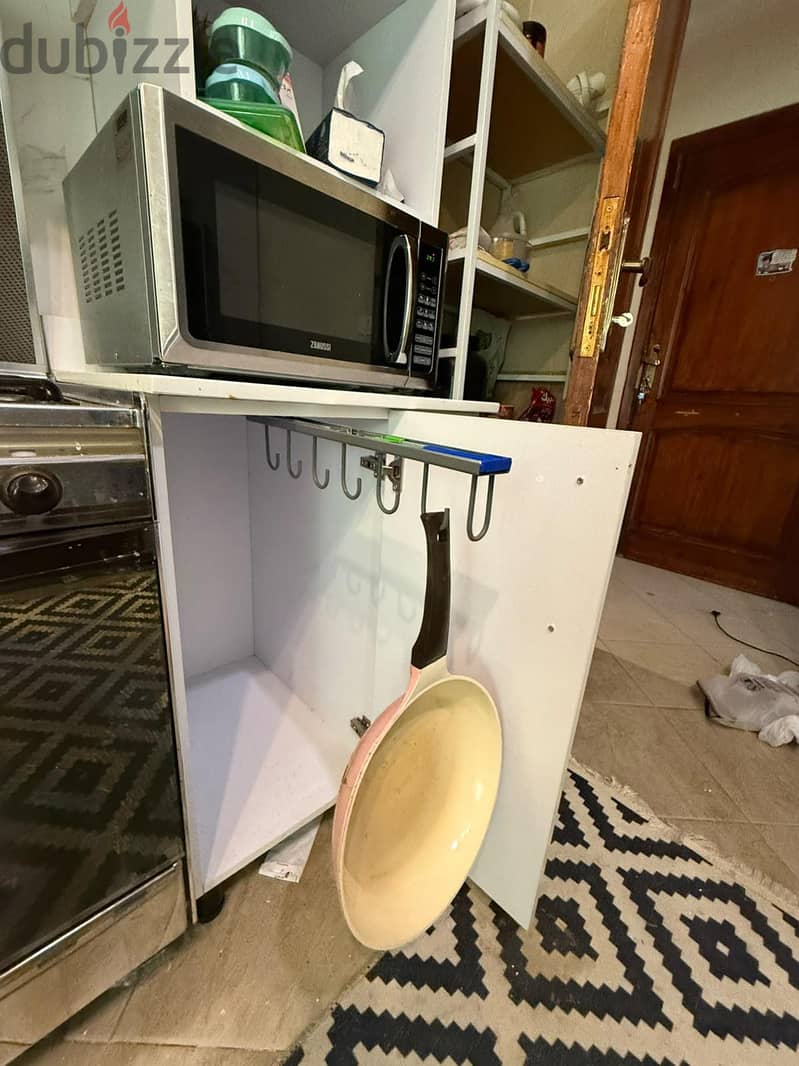 full kitchen 5