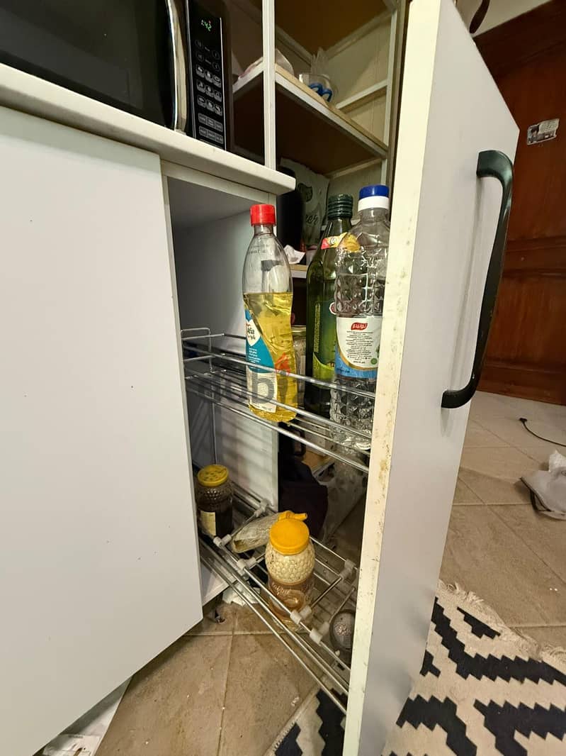 full kitchen 7