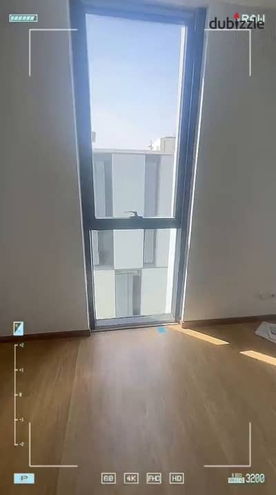 68 SQM Office for 50K Prime Location in Hyde Park Business District