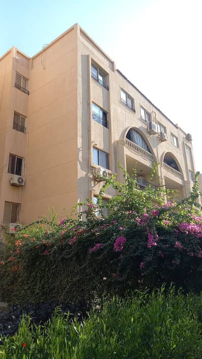 Apartment 175 meters furnished for rent in Al-Masrawiya compound, fourth floor