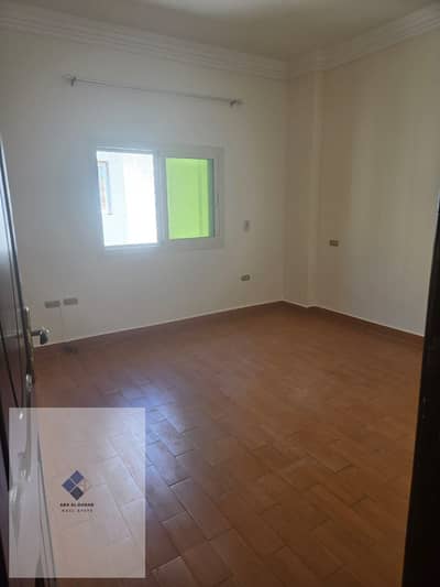 Apartment for rent in Fifth Settlement, First District, First Area, 220 sqm, Second Floor, Waterfront view, overlooking South Teseen Street, 3 bedrooms, reception, and living room