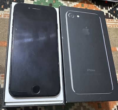 Apple - iPhone 7