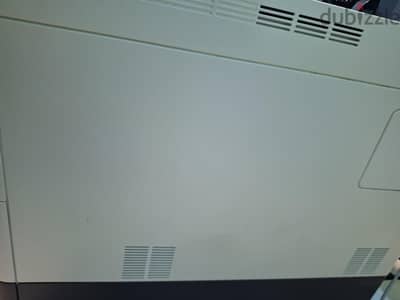 طابعه كيوسيرا إيكوسيس P6235cdn الوان كامله بجميع الكابلات