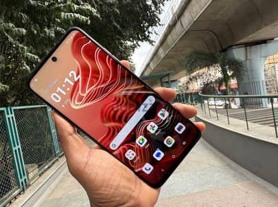 Motorola Moto G35 5G  256GB/8G Ram جديد بالضمان