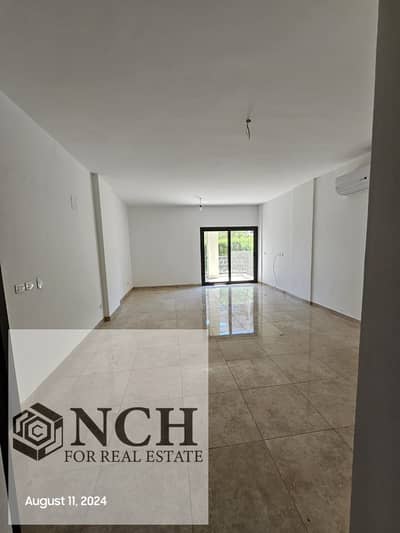 **استوديو مميز بحديقة للإيجار | موقع متميز بالقرب من الـ Clubhouse**  فرصة مميزة للإيجار، استوديو واسع بمساحة **115 متر مربع**، يتمتع بموقع مميز جدًا