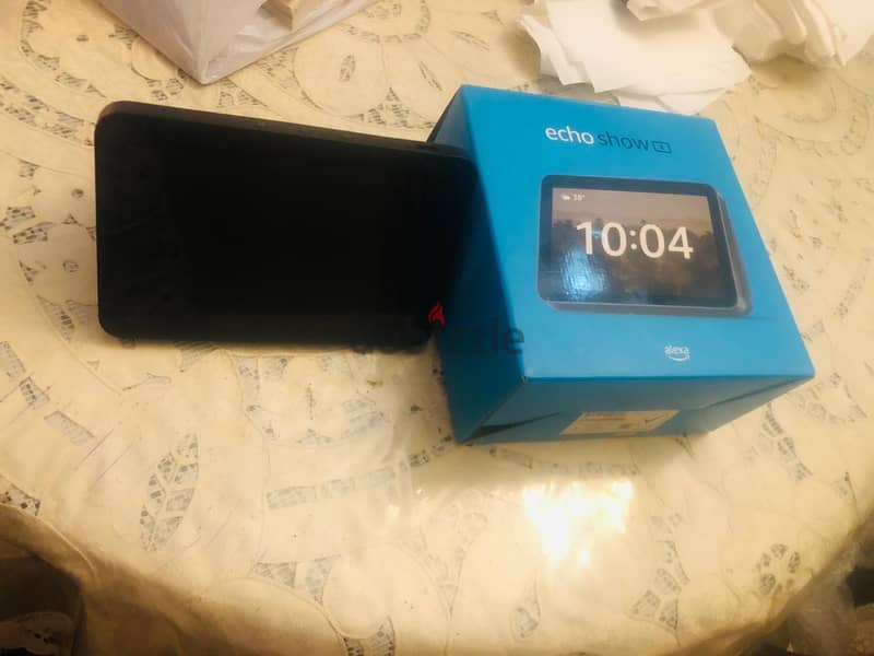Amazon Echo Show 8 second generation 8 inch 1