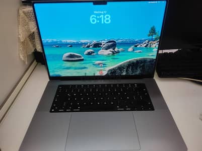MacBook M1 Max